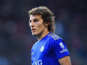 Milli futbolcu Çağlar Söyüncü, sağ arka adalesindeki sakatlığı sebebiyle aday