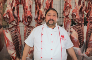 Kurban Bayramı’na sayılı günler kala vatandaşlar kurbanlıklarını almaya başladı. Bayrama