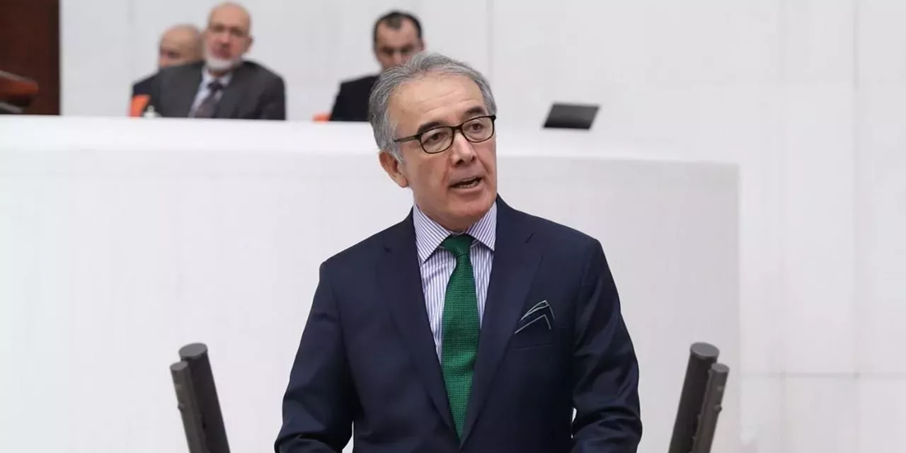 Eski Devlet Bakanı ve önceki dönem İYİ Parti Milletvekili olan