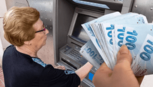 Seçim sonrasında arka arkaya gelen zam fırtınası sonrasında beli bükülen