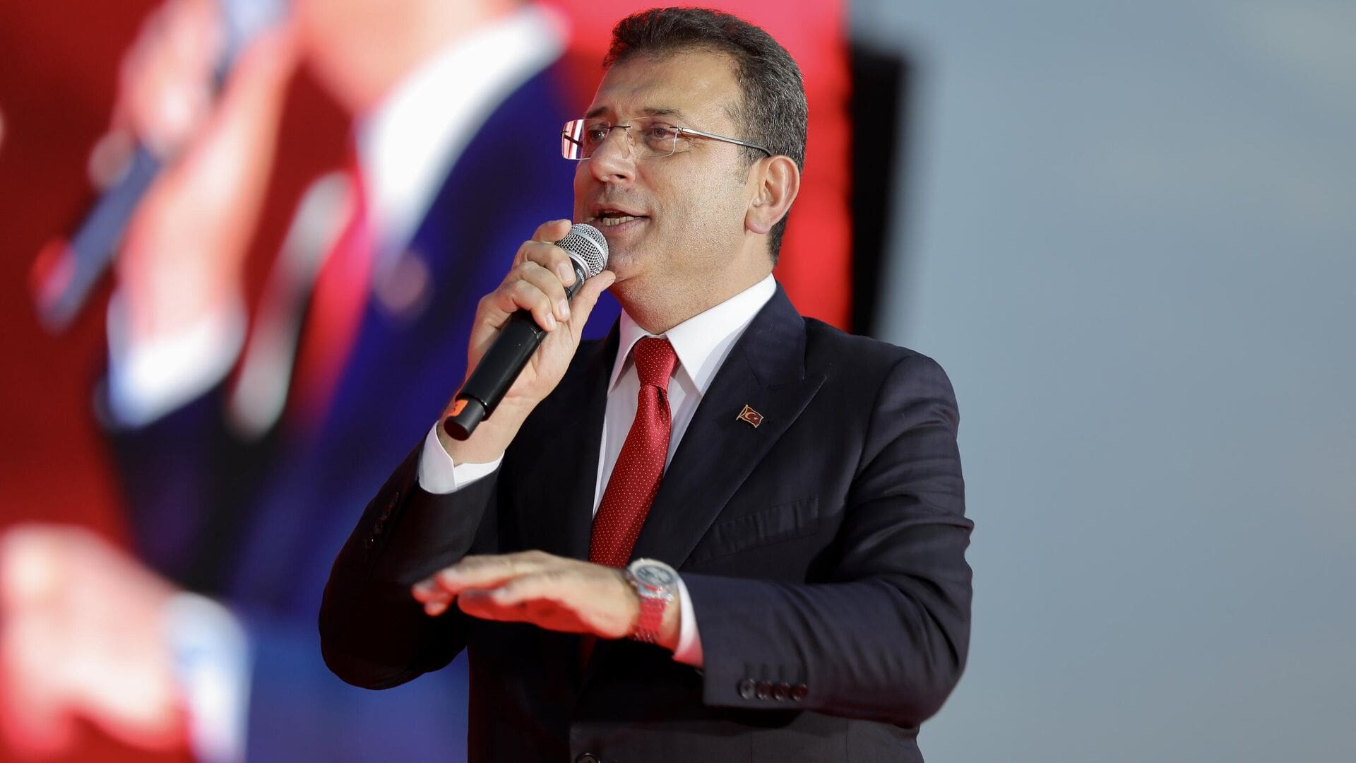 İstanbul Büyükşehir Belediye (İBB) Başkanı Ekrem İmamoğlu, İçişleri Bakanlığı’nın ihbarı üzerine