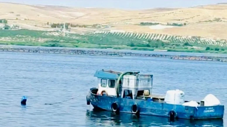 Şanlıurfa’nın Birecik ilçesinde, serinlemek amacıyla Fırat Nehri’ne giren 17 yaşındaki