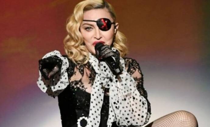 Hastaneye kaldırılan Madonna taburcu edildi