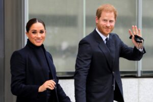 Prens Harry ve Meghan Markle, kraliyet mülkü Frogmore kır evinden