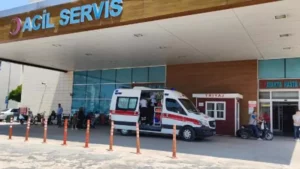 Bursa’nın İnegöl ilçesinde, annesinin yerde bıraktığı bulaşık parlatıcısını içen Zümrüt