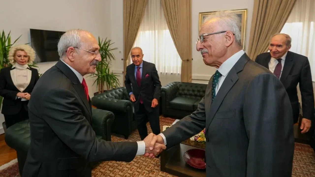 Ana muhalefet partisinin önemli isimlerinden Murat Karayalçın, Cumhurbaşkanı Recep Tayyip Erdoğan ile kaldığı