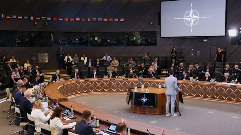 Brüksel’de düzenlenen NATO Savunma Bakanları toplantısı, ittifakın olası bir Rus