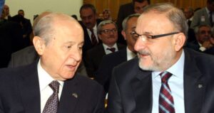 Eski MHP Grup Başkanvekili Oktay Vural, İyi Parti’ye katıldı. Üstelik