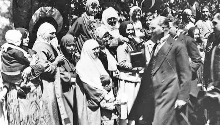Mustafa Kemal Atatürk’ün Kadınlara Verdiği Değer: Türkiye’de Kadın Haklarının Öncüsü