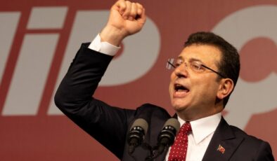 İmamoğlu: “Toplum, CHP’de lider ve yönetimin değişmesini istiyor”
