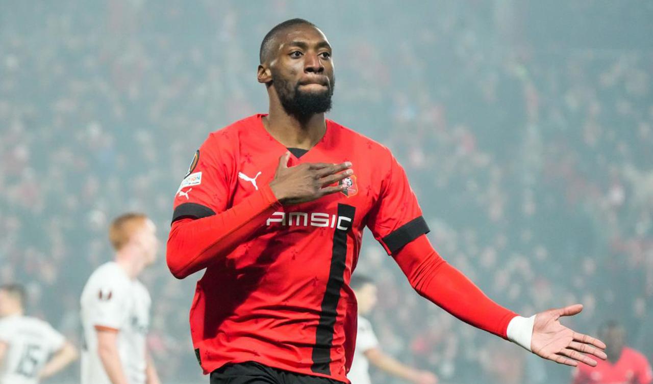 Fenerbahçe’de transfer çalışmaları sürüyor. Sarı lacivertli takım Karl Toko Ekambi ile ilk