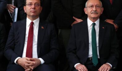 Kemal Kılıçdaroğlu, CHP’deki ‘Değişim’ Tartışmalarına Yanıt Verdi: ‘Yenilenme’ Mesajı Veriyor