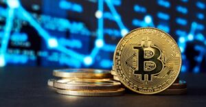 Bitcoin, bu yıl yüzde 84 yükseldi. İngiliz banka Standard Chartered