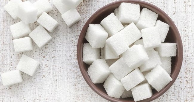 Şekerin Gizli Tehlikeleri Nelerdir? Sağlığımızı Nasıl Etkiliyor?