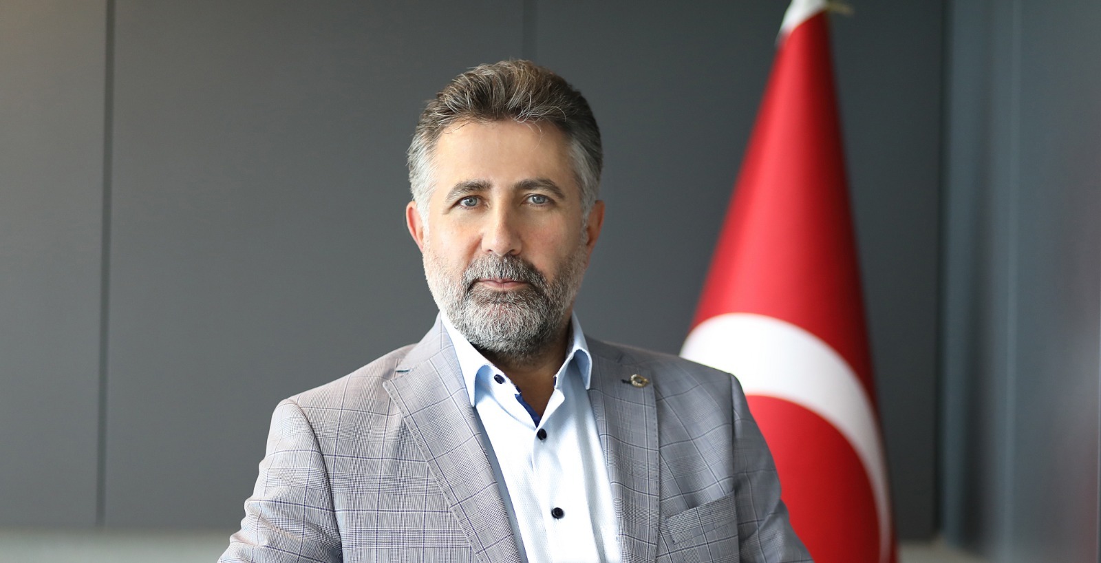 Bayraklı Belediye Başkanı Serdar Sandal artan zamlarla ilgili bir açıklama