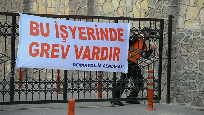 İzmir’de metro ve tramvay seferleri durdu… TİS görüşmelerinde anlaşma yok
