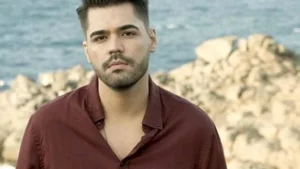 Emir Can İğrek’in son albümünde yer alan Ali Cabbar şarkısını