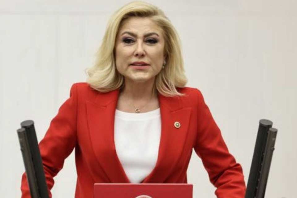 AK Parti İzmir Milletvekili Şebnem Bursalı, 15 Temmuz Demokrasi ve