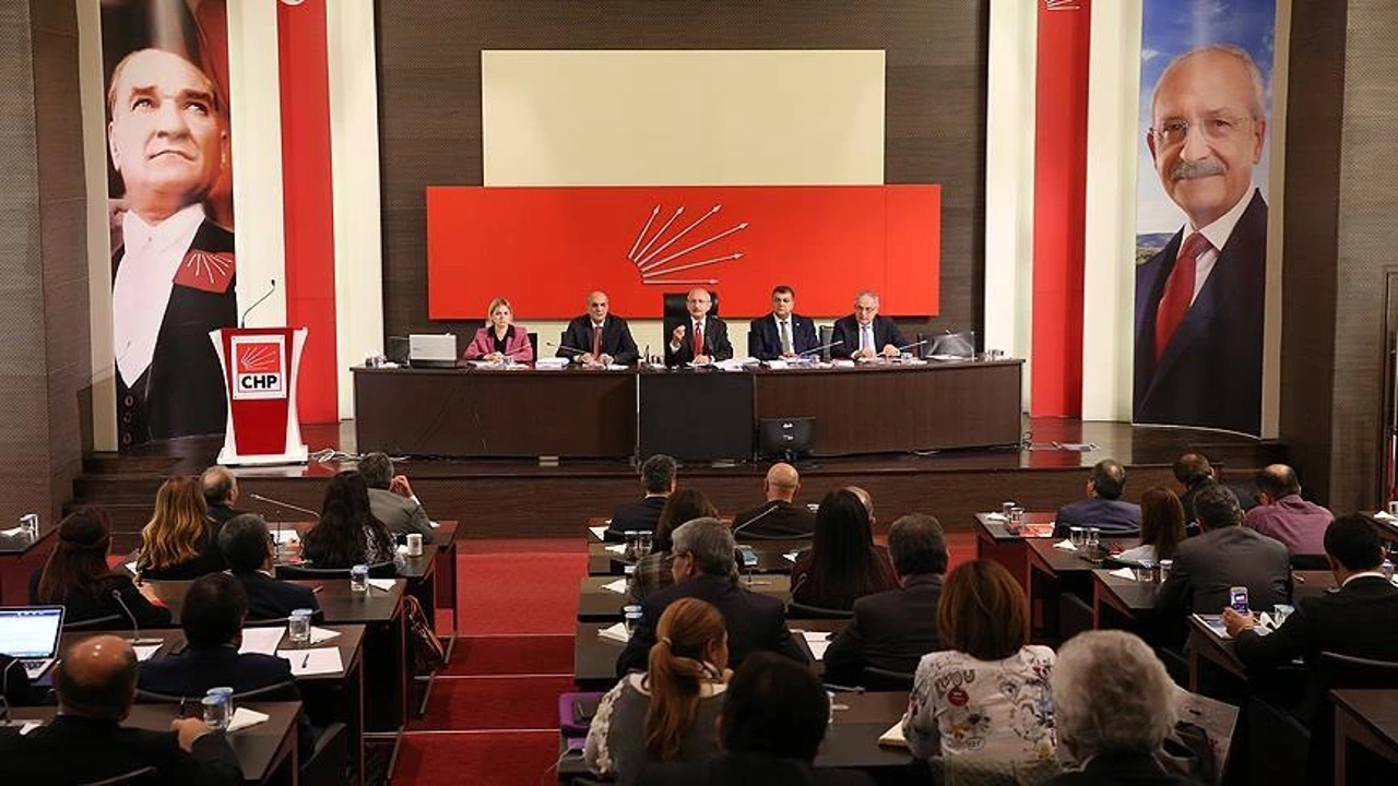 CHP'de bazı il ve ilçe başkanlarının görevden alınmasına yönelik itirazlar