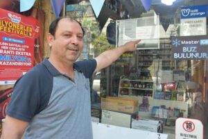 Talihliler arasında İzmir’in Karşıyaka ilçesinde Milli Piyango bayi işletmecisi Şuayip