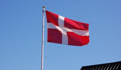 Danimarka’dan Kuran yakma eylemine kınama: “Şiddet hiçbir zaman yanıt olmamalı”