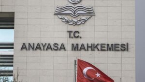 Başvurunun ardından kameraların karşısına geçen Günaydın, “Ocak 2023 tarihinde tüm