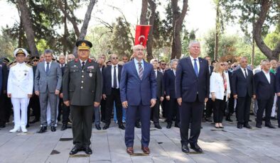 İzmir’de 15 Temmuz şehitleri törenle anıldı