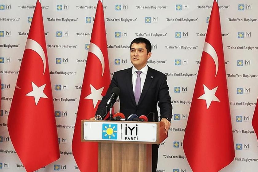 İYİ Parti Genel Başkanı Meral Akşener, seçim yenilgisinin ardından düzenlenen