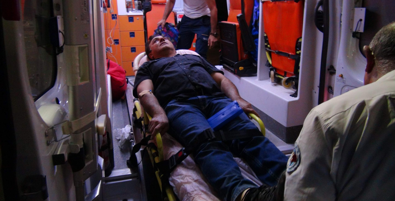 Sakarya’da bir fabrikada meydana gelen olayda, kimyasaldan çıkan gazdan etkilenen
