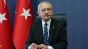 Gazeteci İsmail Saymaz bugünkü köşesinde CHP Lideri Kılıçdaroğlu'nun genel başkanlığı