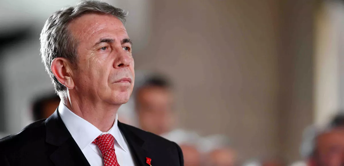 Ankara’da şok seçim gelişmesi: Mansur Yavaş’ın karşısına o isim aday olacak!  İstanbul’da Ekrem İmamoğlu’nun ‘değişim’ adımları devam ederken Ankara Büyükşehir Belediye Başkanı Mansur Yavaş sessizliğini koruyor.