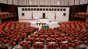 TBMM Genel Kurulu’nda, AKP, CHP, Yeşil Sol Parti, MHP ve