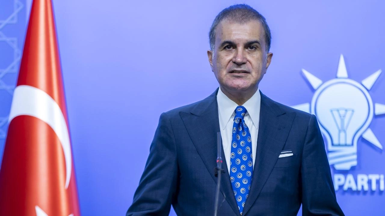 KP Genel Başkan Yardımcısı ve Sözcüsü Ömer Çelik, sosyal medya