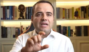 Prof. Dr. Özgür Demirtaş, dövizdeki ve ekonomideki beklentilerine ilişkin dikkat