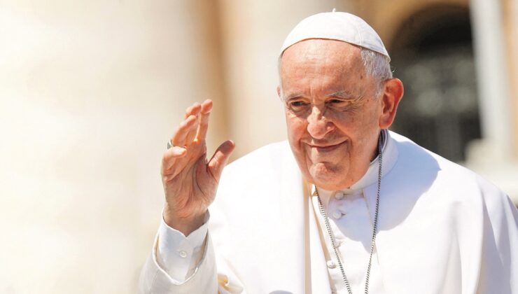 Papa, İsveç’teki Kur’an yakma eylemini kınadı