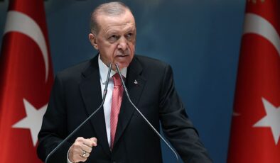 Ak Parti’nin Büyükşehir adayları belli oldu: Ankara, İstanbul ve İzmir’de sürpriz isimler!
