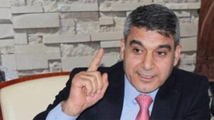 Olay, 10 Temmuz öğle saatlerinde İzmir Anadolu Caddesi’nde meydana geldi.