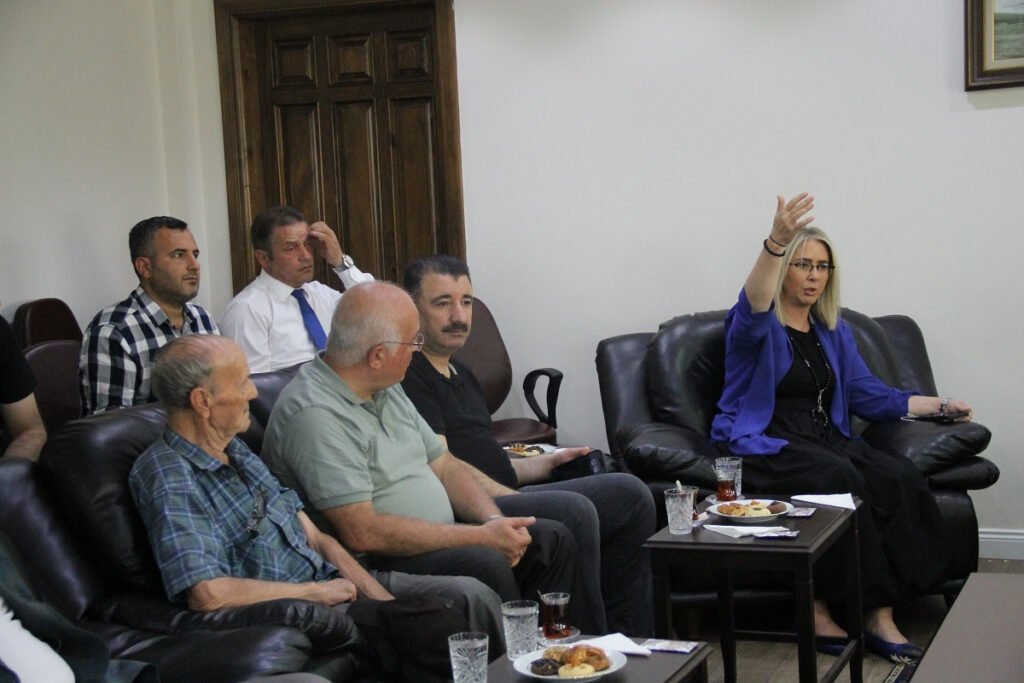 çankırı ak parti izmir