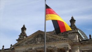 Almanya, Vilnius'ta düzenlenen NATO Zirvesi'nde Ukrayna silahlı kuvvetleri için 700 milyon avroluk