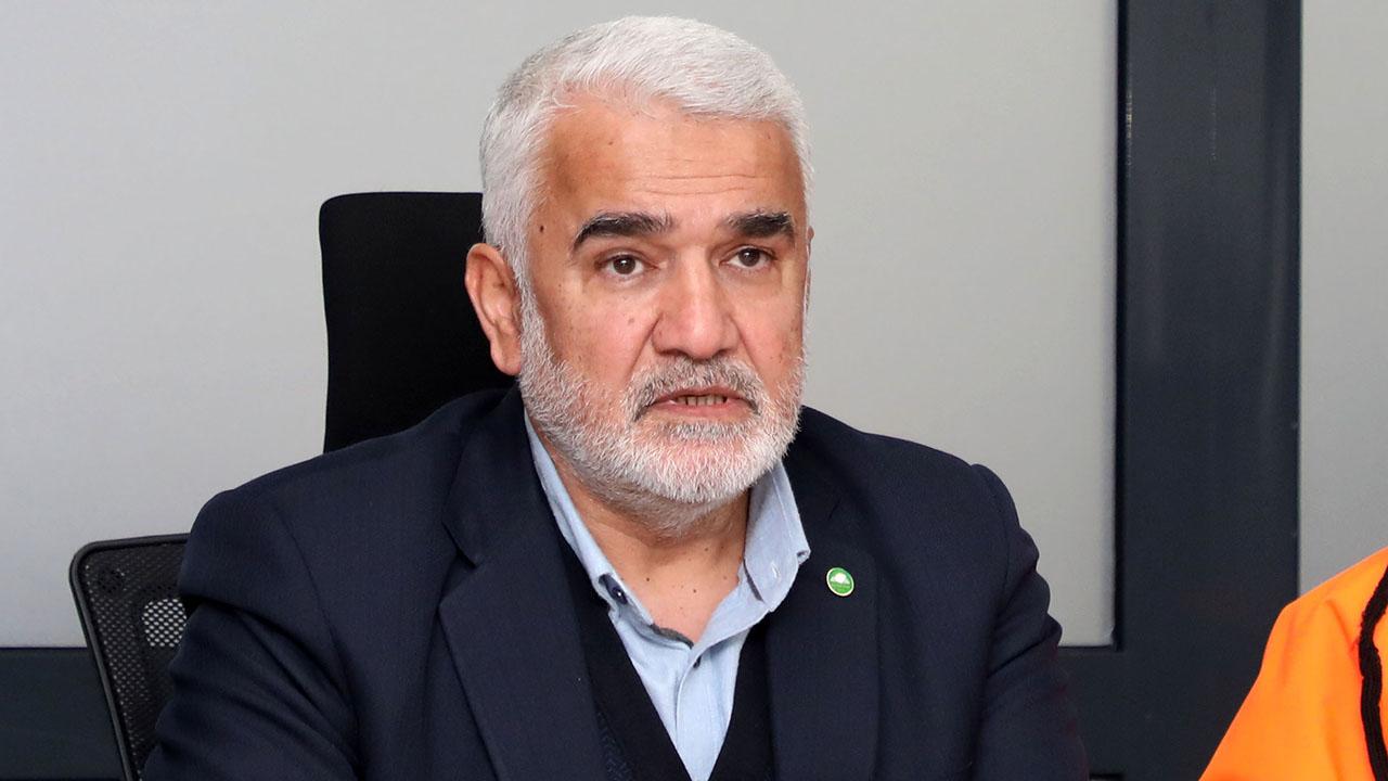 Hür Dava Partisi (HÜDA PAR) Genel Başkanı Zekeriya Yapıcıoğlu katıldığı bir
