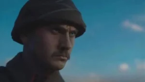 Başrolünde Aras Bulut İynemli'nin yer aldığı 'Atatürk' dizisinin Disney Plus