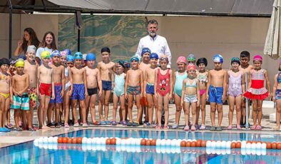 Başkan Sandal’dan çocuklara armağan: İlk defa havuzla tanıştılar