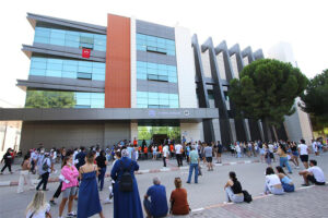 Bayraklı Belediyesinin, bünyesindeki Baybel A.Ş.’ye ait anaokulları için öğretmen