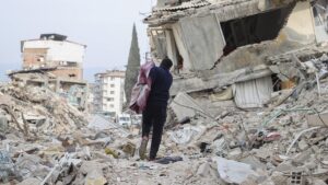Konya'da KYK yurduna yerleştirilen depremzedelerin yurttan çıkarıldıkları iddia edildi. İşte