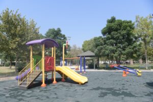 Yunus Emre Mahallesi 7523 Sokak üzerindeki 13 bin 474  metrekarelik