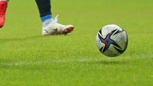 İzmir'in köklü kulüplerinden Altay'da yönetim 24-31 Ağustos'ta yapılacak olağanüstü genel