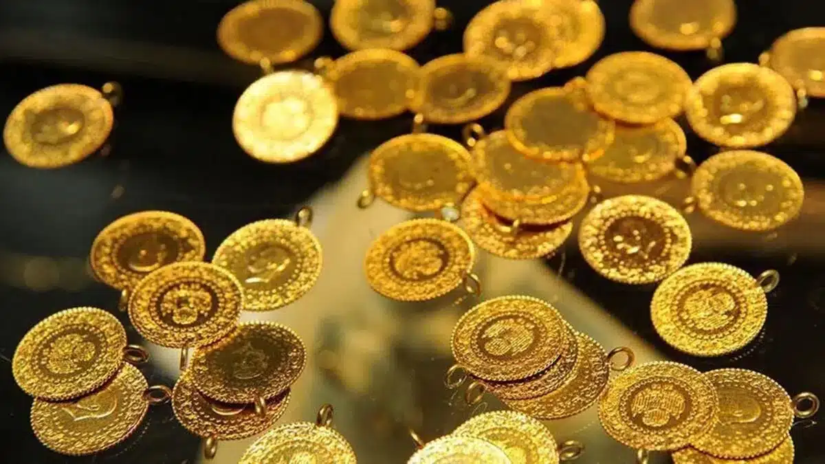 Altında sürpriz gelişme: Haftayı düşüşle kapatacak! İşte fiyatlar… Gram altın 1,686 TL’den başladığı haftayı düşüşle kapatmaya hazırlanıyor. Dolar haftalık