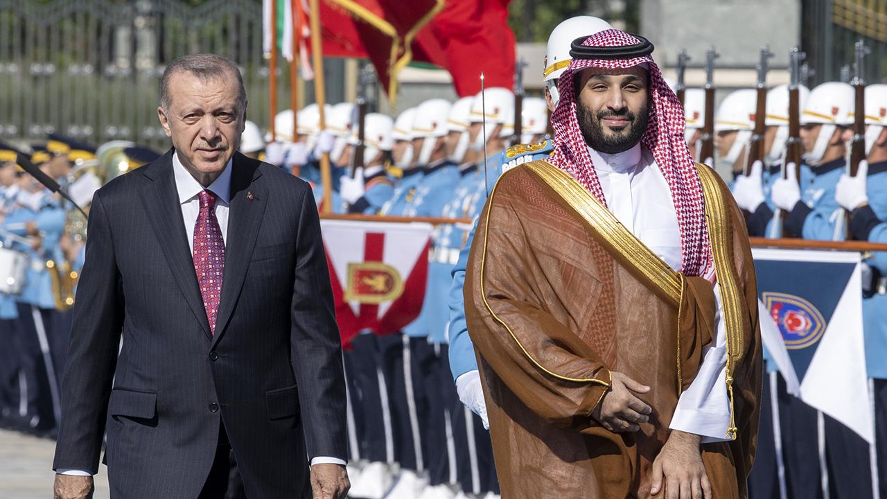 Enerji ve Tabii Kaynaklar Bakanı Alparslan Bayraktar, Ankara’da Suudi Arabistan Sanayi ve Maden Kaynakları Bakanı Bandar