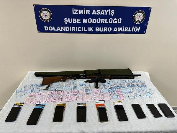 ​İzmir Asayiş Şube Müdürlüğü Dolandırıcılık Büro Amirliği ekipleri, kentte birçok