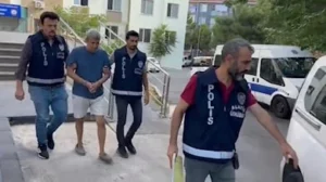 Üsküdar'da, ATM sırasında çıkan kavgada bıçaklanan kişi kaldırıldığı hastanede hayatını